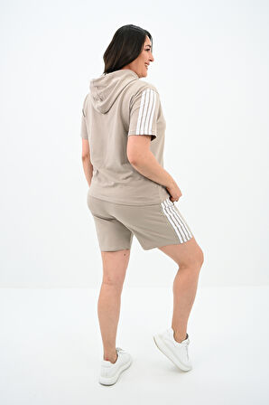 Kadın Çizgi Detaylı Büyük Beden Şortlu Takım 3768-23