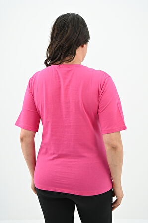 Kadın Büyük Beden Çiçek Tutan El Baskılı T-Shirt 1574-23