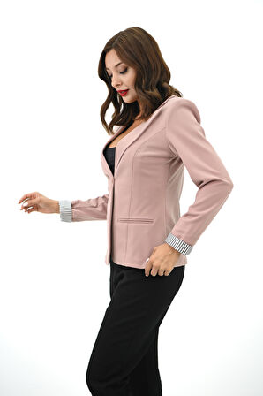 Kadın Tek Düğme Detaylı Blazer Ceket 5522