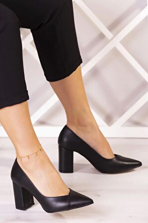 Belinda Siyah Vegan Jatqılı Kalın Topuklu Ayakkabı