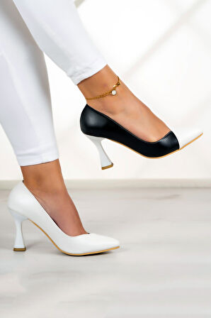 Jatqılı Plus Siyah Beyaz Kadeh Topuklu Ayakkabı