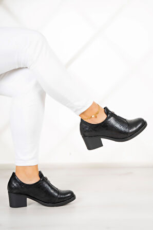 Brittany Siyah Yılan Hakiki Deri Günlük Topuklu Ayakkabı