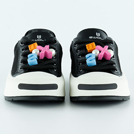 Siyah Yüksek Taban Spor Fileli Harf Detaylı İncili Bağcıklı Platform Sneaker