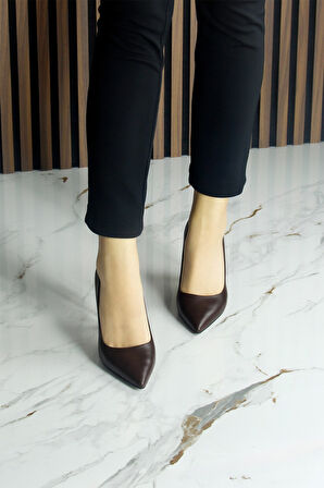 Suzanna Kahverengi Hakiki Dana Derisi Sivri Burun Klasik İnce Topuklu Ayakkabı