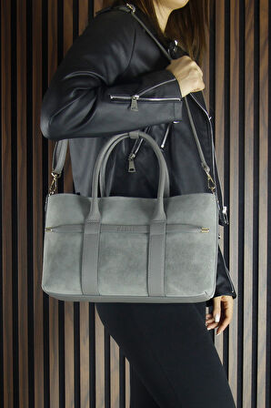 Erkan Saçmacı Gri Hakiki Dana Süet Fermuarlı Üç Bölmeli İç Cepli Askılı Orta Boy Günlük Omuz Çantas