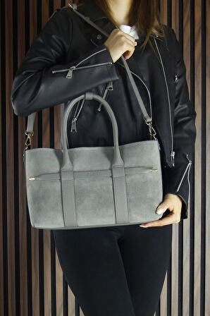 Erkan Saçmacı Gri Hakiki Dana Süet Fermuarlı Üç Bölmeli İç Cepli Askılı Orta Boy Günlük Omuz Çantas