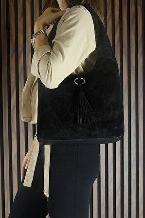 Erkan Saçmacı Siyah Hakiki Dana Süet Püsküllü Manyetik Kapaklı Orta Boy Günlük Omuz Çantası