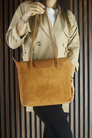 Erkan Saçmacı Taba Hakiki Dana Süet Fermuarlı Manyetik Kapaklı Büyük Boy Günlük Omuz Çantası