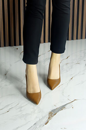 Suzanna Taba Hakiki Dana Derisi Sivri Burun Klasik İnce Topuklu Ayakkabı