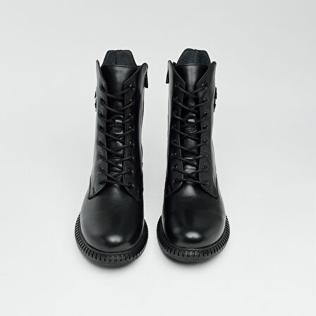 Hakiki Deri Kısa Topuklu Fermuarlı Kadın Bot 