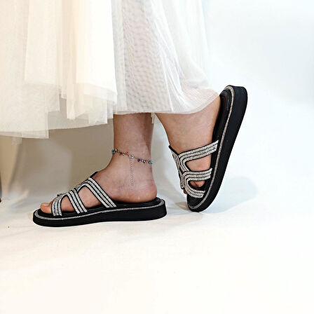 Pierre Cardin 7505 Siyah Renk Taşlı Kadın Terlik