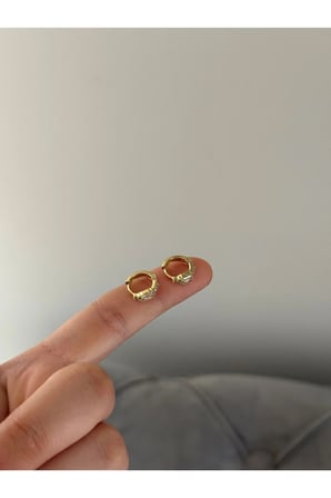 Çelik Gold Mini Baget Taşlı Antialerjik Bebek/Çocuk Küpesi -kararma