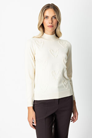 On Kadın Püsküllü Kalp Detaylı Dik Yaka Kazak 65325 Ekru