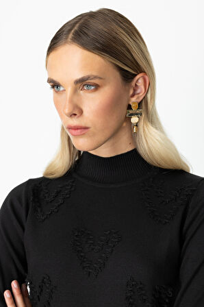 On Kadın Püsküllü Kalp Detaylı Dik Yaka Kazak 65325 Siyah