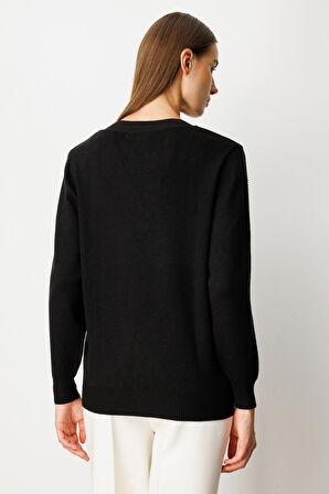 On Kadın Yaka Şerit Kırçıllı Triko Kazak 65321 Siyah