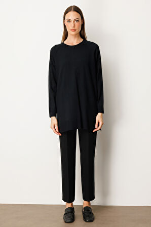 On Kadın Arkası Düğmeli Sıfır Yaka Kazak 65413 Siyah