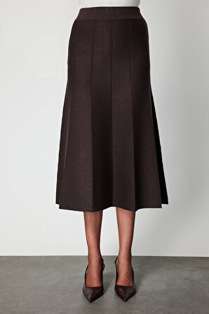 On Kadın Pileli Midi Triko Etek 65210 Kahverengi