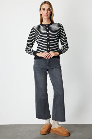 On Kadın Sıfır Yaka Çizgili Hırka 63901 Siyah