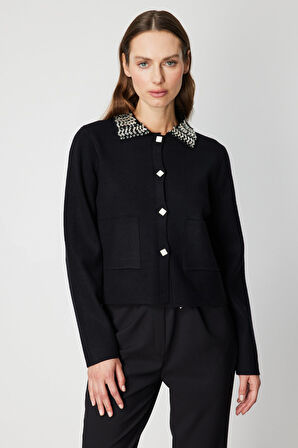 On Kadın Yakası Taşlı Torba Cepli Hırka 60907 Siyah