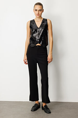 On Kadın Önü Pullu Triko Kumaş Yelek  60918 Siyah