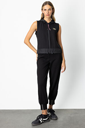 On Kadın Kelebek Armalı Kapüşonlu Yelek 66913 Siyah