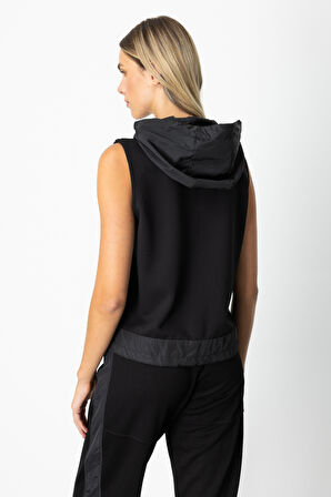 On Kadın Kelebek Armalı Kapüşonlu Yelek 66913 Siyah