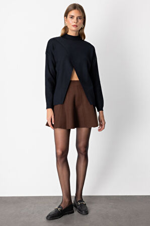 On Kadın Dik Yaka Asimetrik Kesim Triko Kazak 65343 Siyah