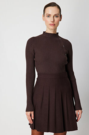 On Kadın Süs Düğmeli Fitilli Triko Kazak 69312 Kahverengi