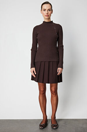 On Kadın Süs Düğmeli Fitilli Triko Kazak 69312 Kahverengi