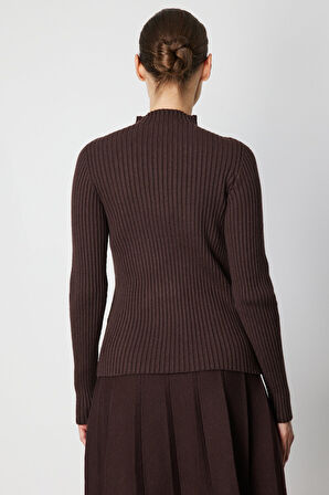 On Kadın Süs Düğmeli Fitilli Triko Kazak 69312 Kahverengi