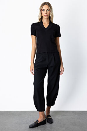 On Kadın V Yaka Dikişli Basic T-Shirt 61341 Siyah