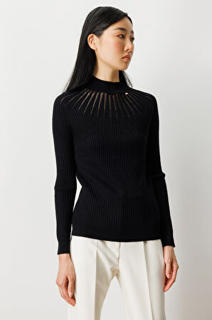 On Kadın Dik Yaka Tül Detaylı Triko Kazak 60384 Siyah