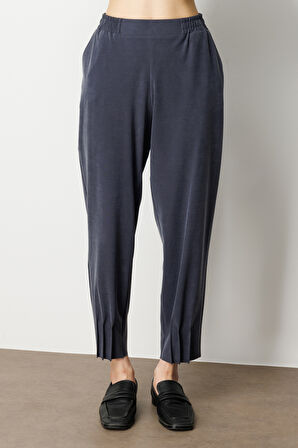 On Kadın Beli Lastikli Paçası Dikişli Pantolon 64409 Lacivert