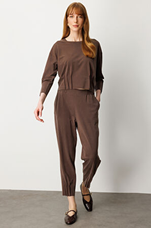 On Kadın Beli Lastikli Paçası Dikişli Pantolon 64409 Kahverengi