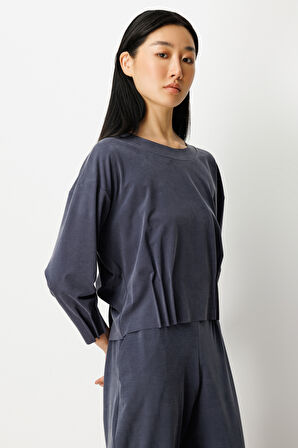 On Kadın Pile Detaylı Sıfır Yaka Bluz 64408 Lacivert