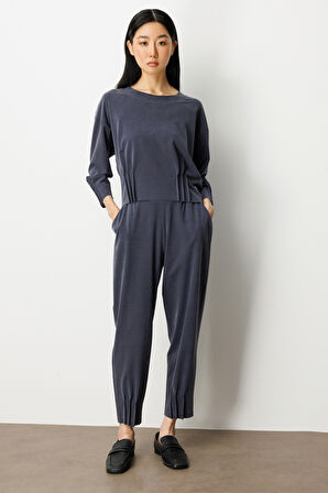 On Kadın Pile Detaylı Sıfır Yaka Bluz 64408 Lacivert