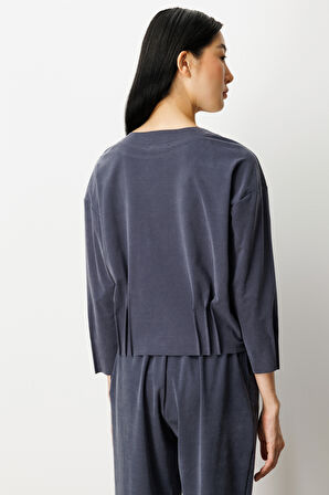 On Kadın Pile Detaylı Sıfır Yaka Bluz 64408 Lacivert