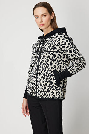 On Kadın Leopar Desenli Kapüşonlu Hırka 60943 Siyah