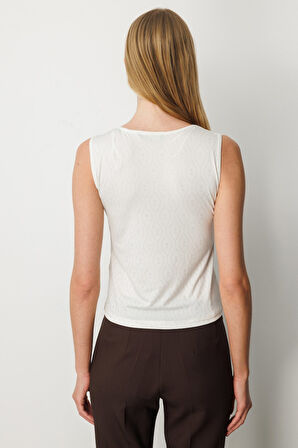 On Kadın Dilim Yaka Simli Bluz 61389 Ekru