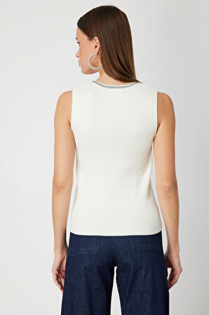 On Kadın Yakası Taşlı Kolsuz Triko Kazak 65394 Ekru