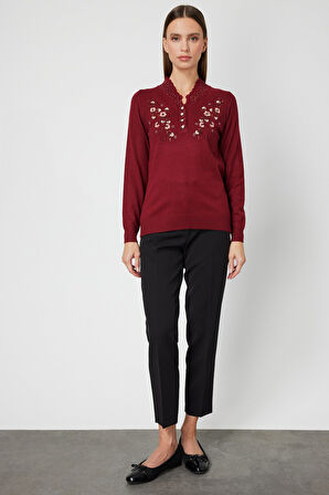 On Kadın V Yaka Çiçek İşlemeli Triko Kazak 65307 Bordo