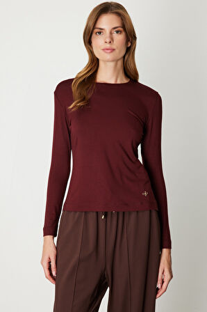 On Kadın Metal Aksesuarlı Sıfır Yaka Basic Bluz 61303 Bordo