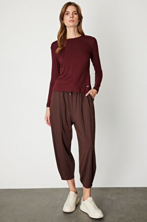 On Kadın Metal Aksesuarlı Sıfır Yaka Basic Bluz 61303 Bordo