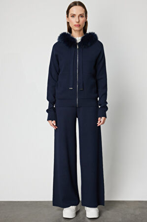 On Kadın Yakası Kürklü Fermuarlı Triko Hırka 63918 Lacivert