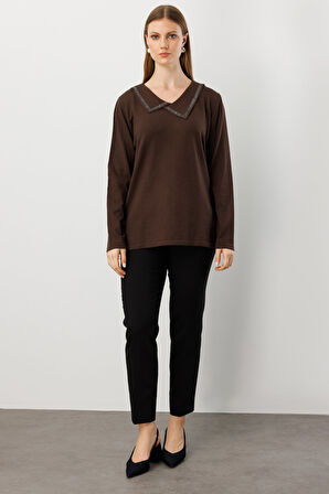 On Kadın Büyük Beden Yakası Taşlı Triko Kazak 65395 Kahverengi