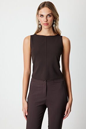 On Kadın Dikiş Detaylı Kolsuz Bluz 61369 Kahverengi