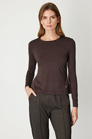 On Kadın Metal Aksesuarlı Sıfır Yaka Basic Bluz 61303 Kahverengi