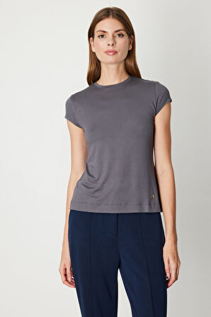 On Kadın Sıfır Yaka Ay Kol Basic Bluz 61302 Antrasit