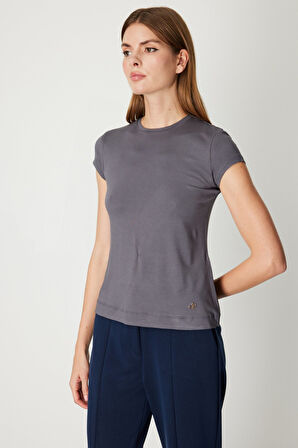 On Kadın Sıfır Yaka Ay Kol Basic Bluz 61302 Antrasit