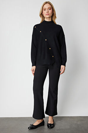 On Kadın Süs Düğmeli Dik Yaka Triko Kazak 60419 Siyah